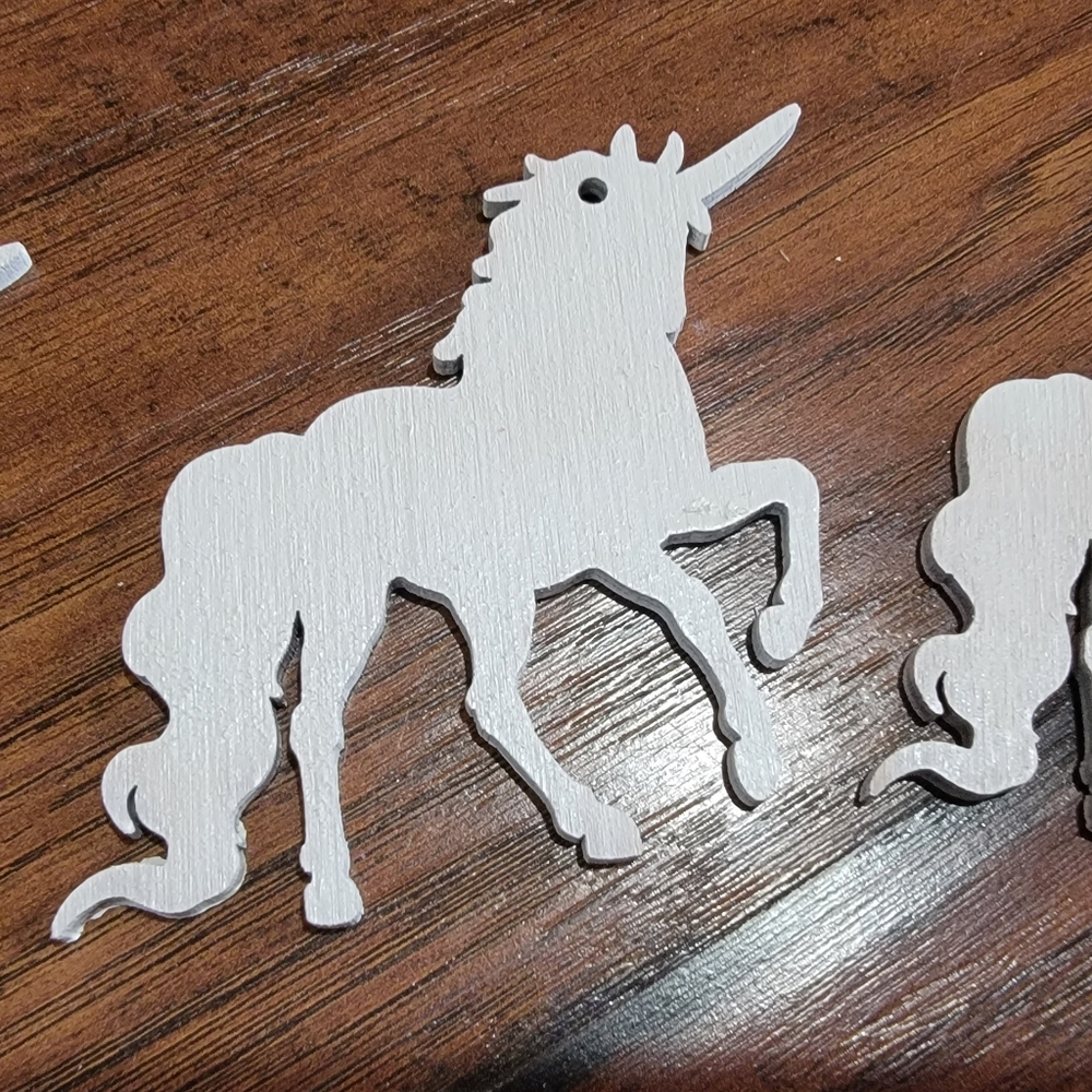 Unicorn wood cutouts - Picture 3 of 6